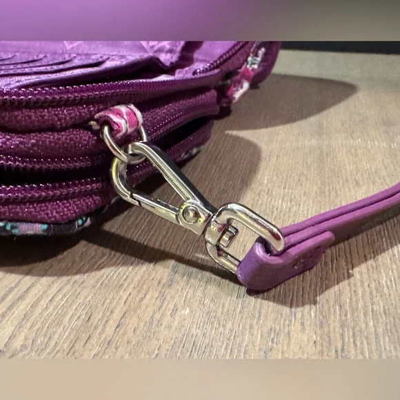 Vera Bradley Purple Floral Patterned Tri Fold Zippered Wallet : Clean - Picture 11 of 12